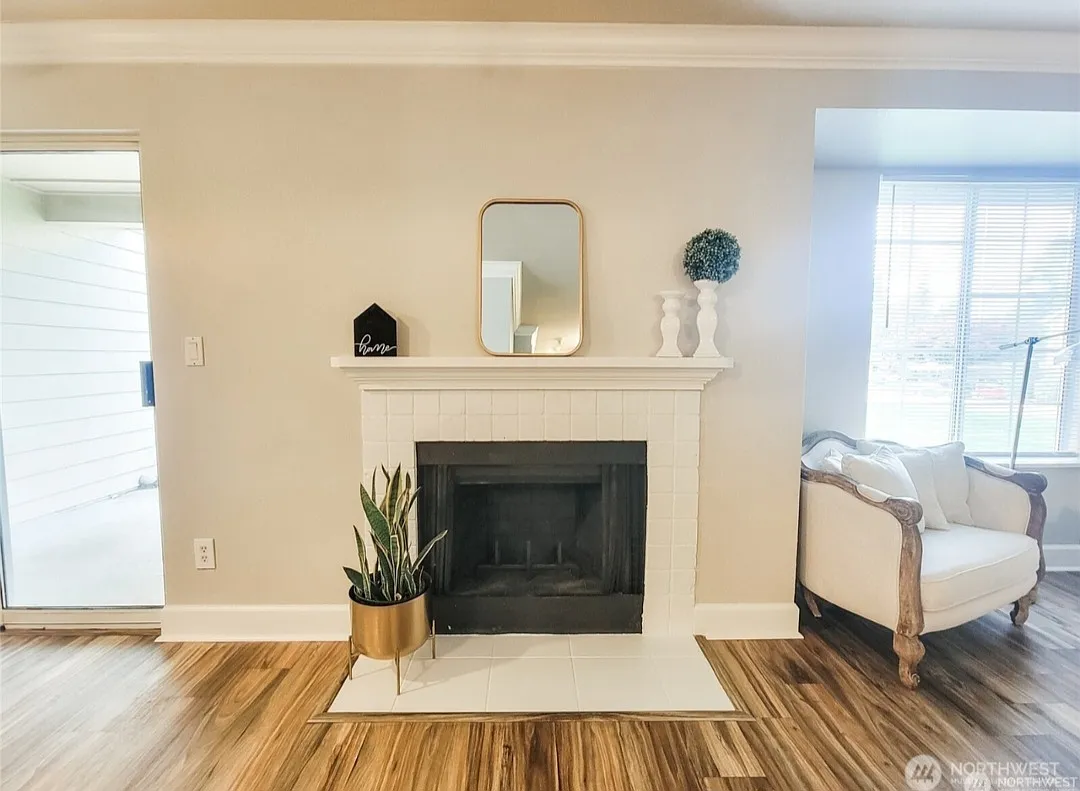 1 bed, 723 sqft, $1,995 — Photo 2