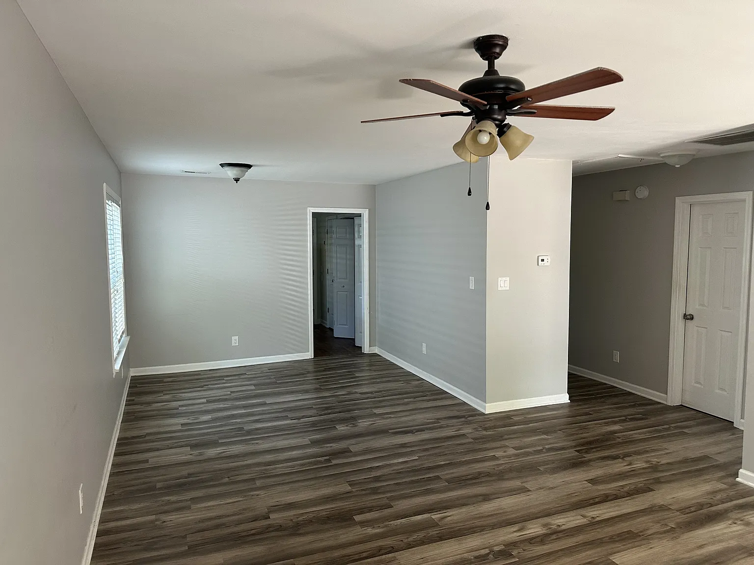 216 McFadden Street - 1 — Photo 3