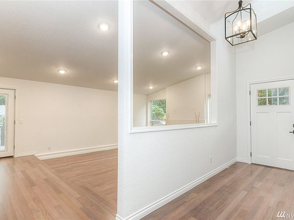 4th image of 5505 17th Ave NE