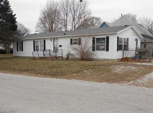 205 E Jackson St, Fairmount, IN 46928