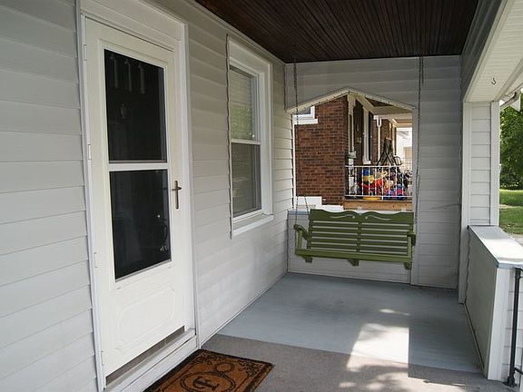 3rd image of 2356 Glenside Ave
