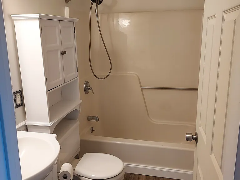 612 Harvest View Ln #612 — Photo 3