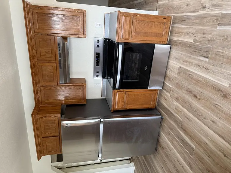 604 W Jackson St — Photo 37
