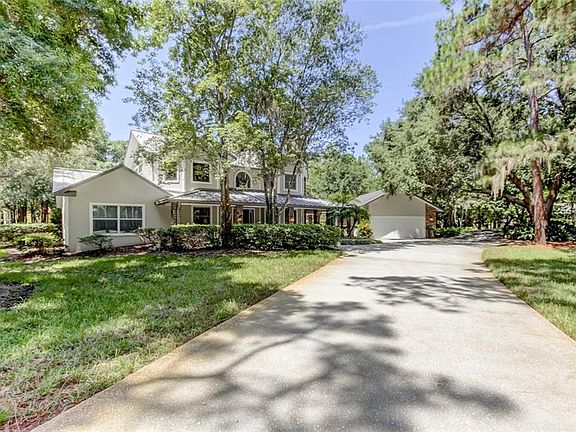 2nd image of 814 Cypress Trail Dr