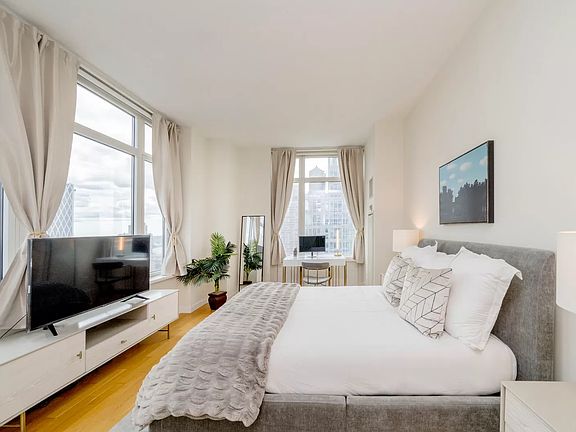 5th image of 325 5th Ave APT 36E