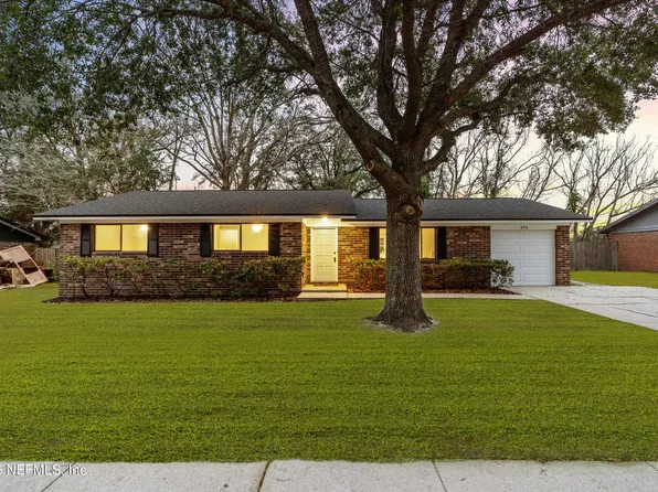 979 DOSTIE Circle, Orange Park, FL 32065