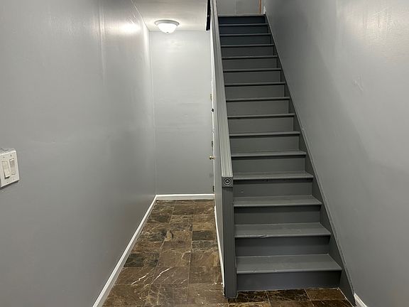 3rd image of 14 Grand St Floor 2