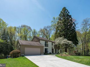 2528 Spanish Moss Ct, Reston, VA 20191