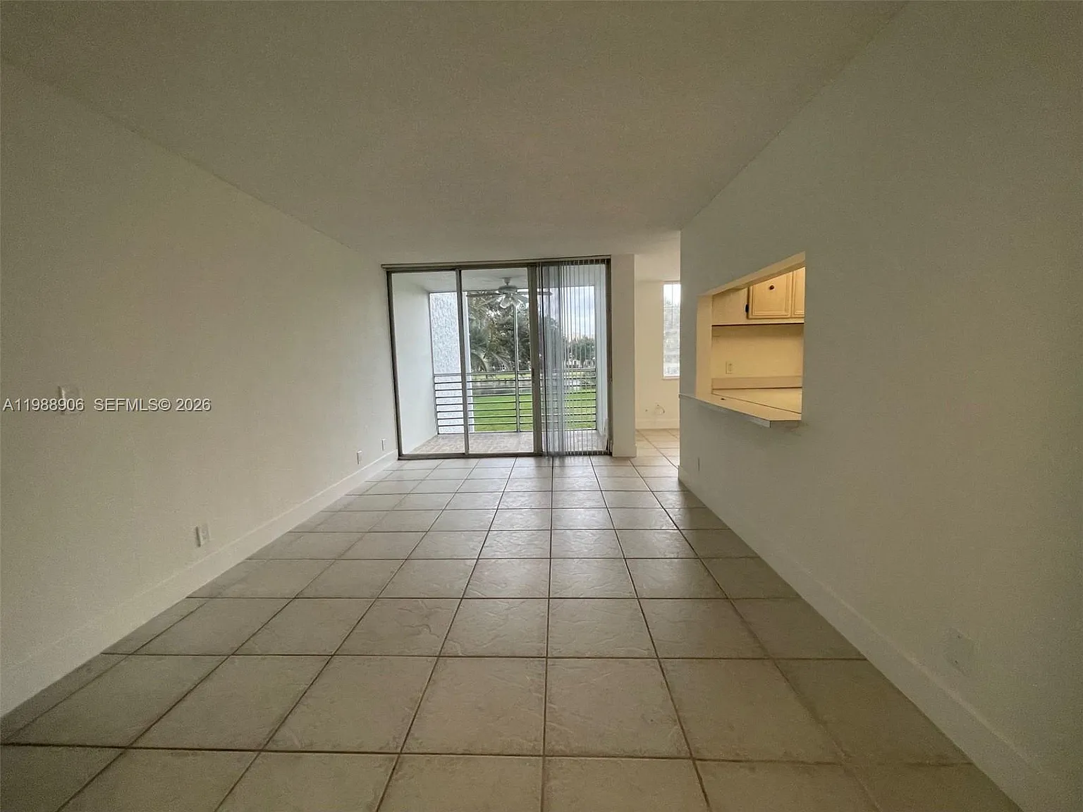 Live Oak Condo Eleven — Photo 4