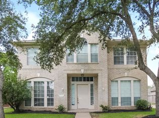 17902 Scenic Oaks Dr, Richmond, TX 77407