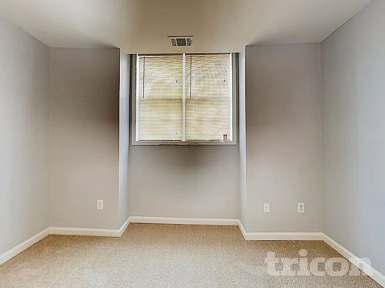 9747 Whitetail Rd — Photo 32