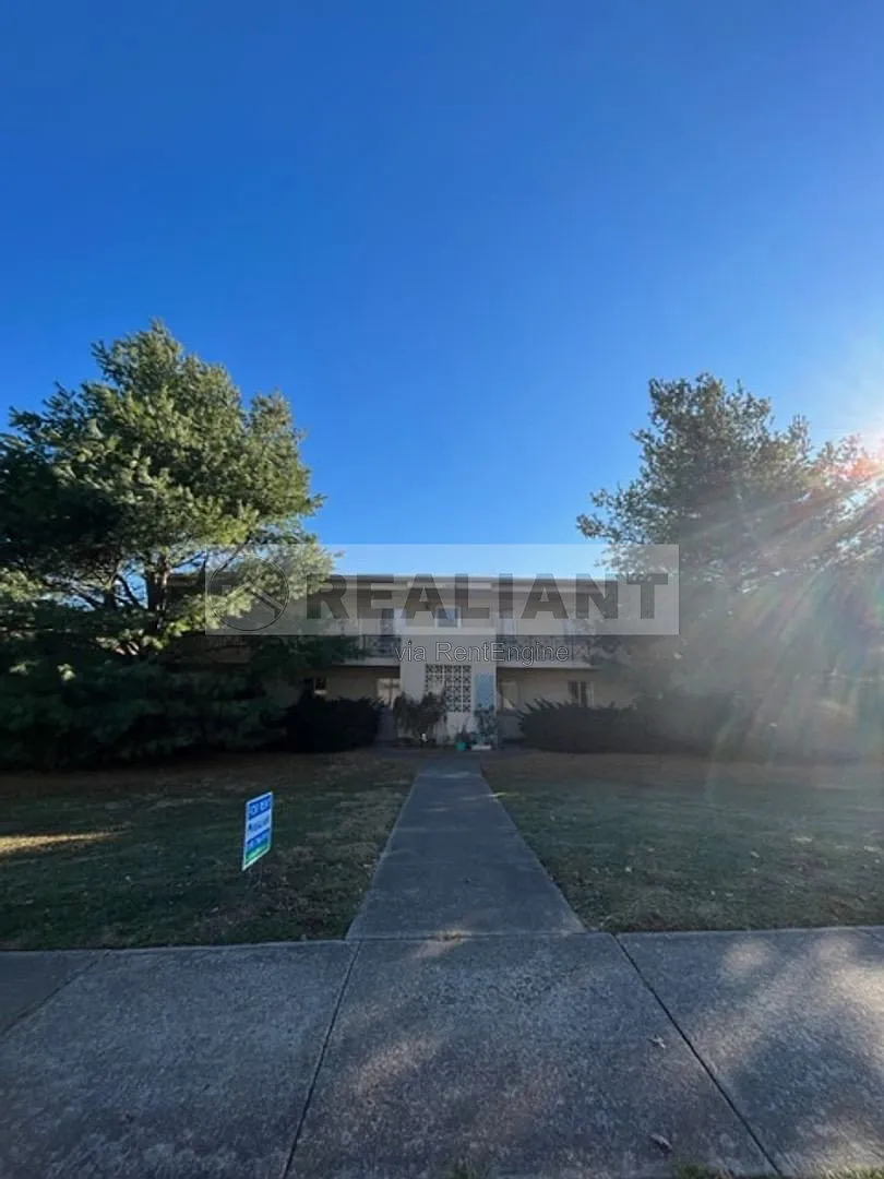 1 bed, 1.0 bath, $950 — Photo 2