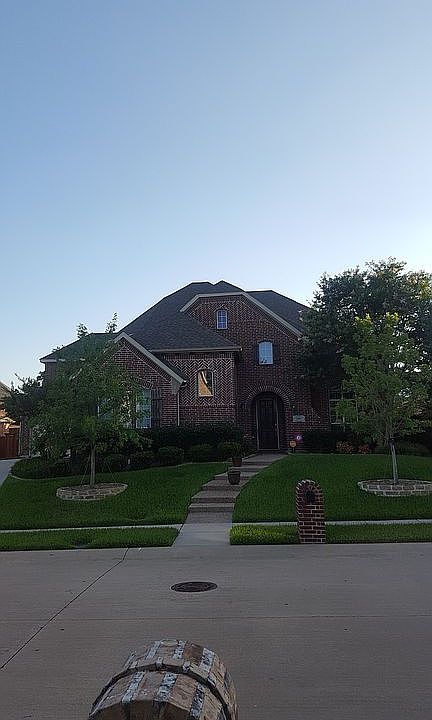1st image of 1004 Evening Shade Ln
