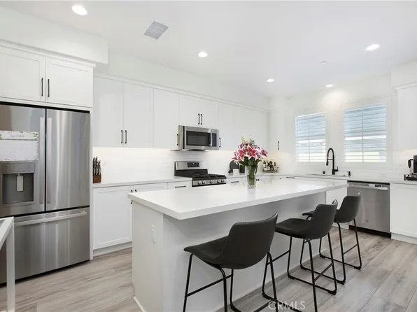 83 Hideaway Loop, Mission Viejo, CA 92692