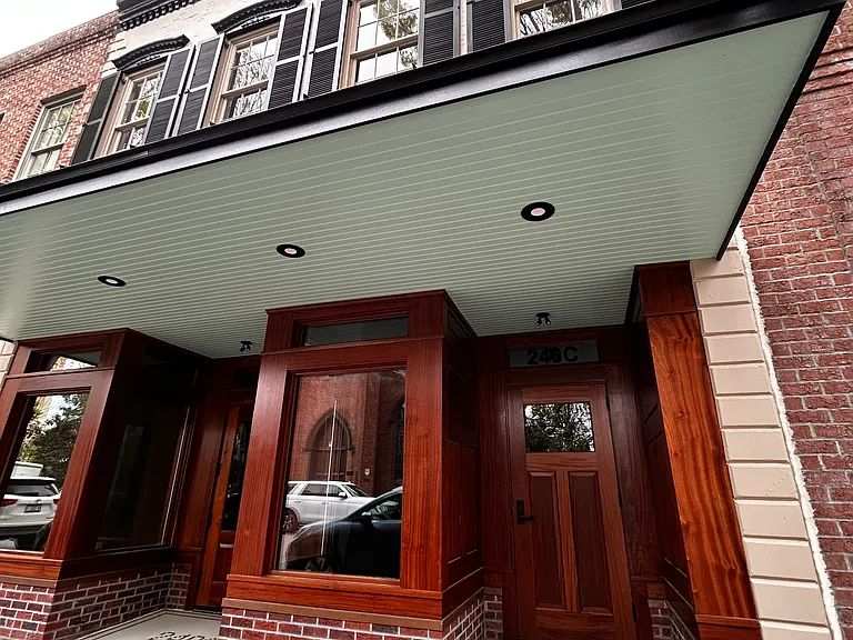 240 Middle St #C — Photo 1