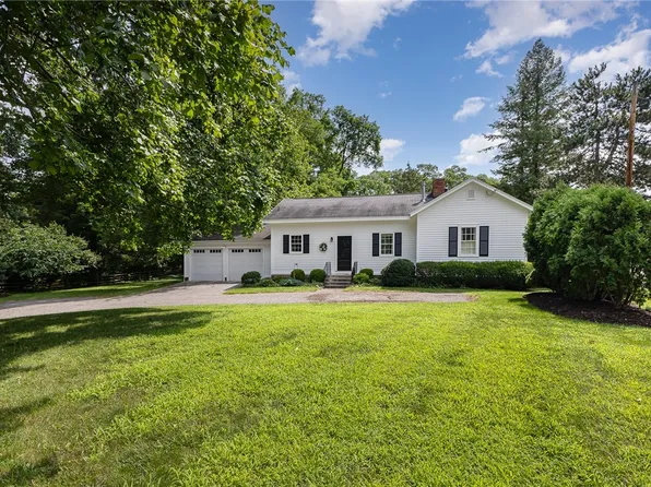 5880 Pittsford Palmyra Rd, Pittsford, NY 14534
