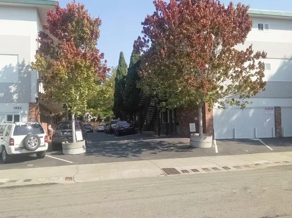 1625 Woolsey St, Berkeley, CA