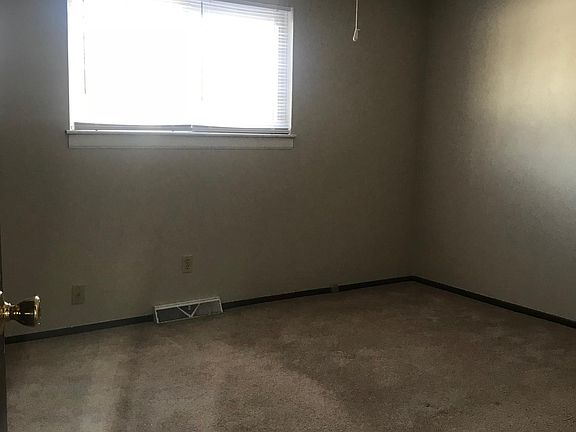 5th image of 805 W Pine Hill Ln APT F