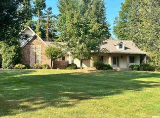 1 Deerfield Ln, Anna, IL 62906