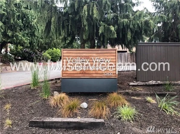 12600 57th Ave S, Seattle, WA 98178