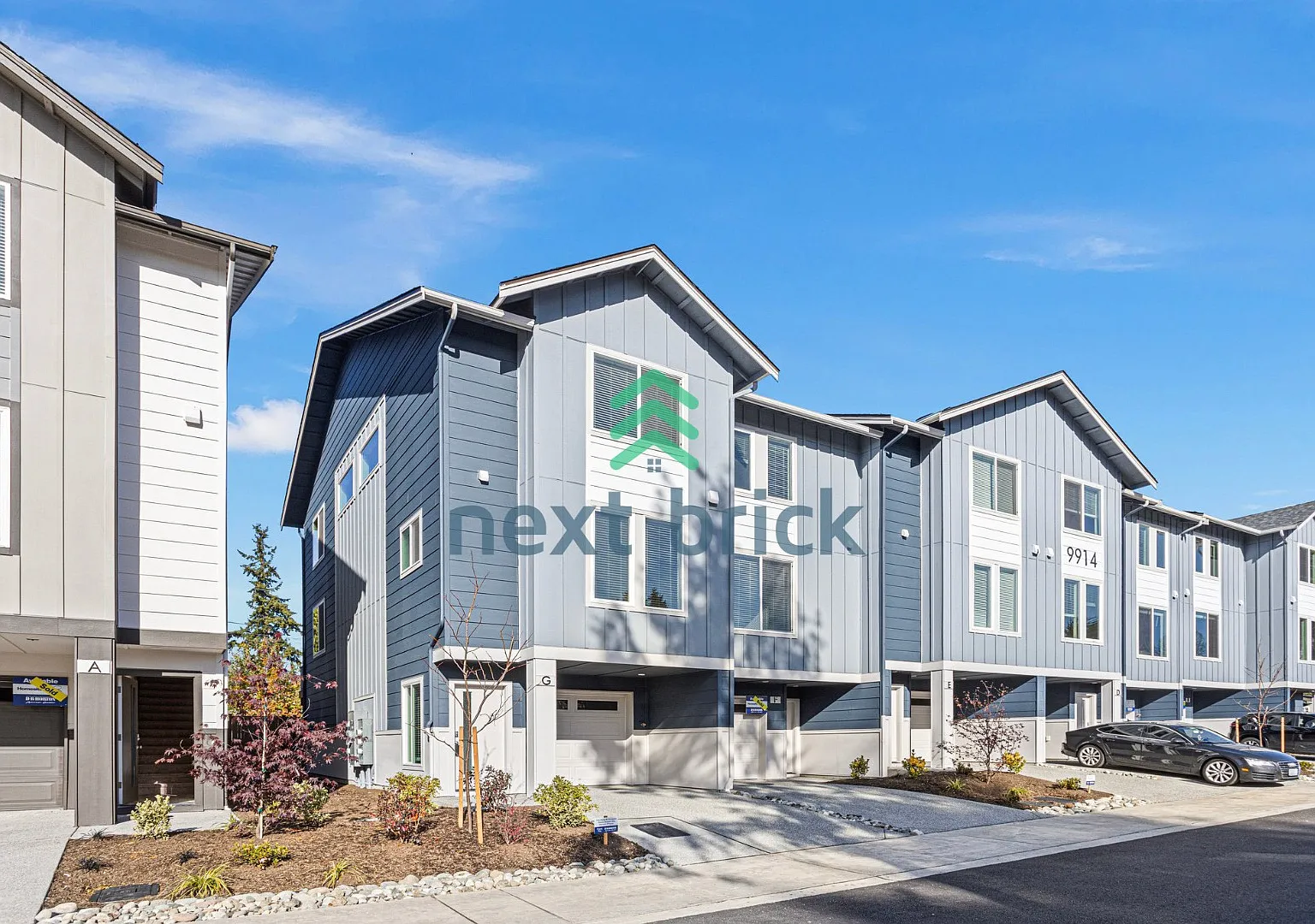"Spacious 3-Bedroom Luxury Townhouse in Everett with 3 Full Baths" — Photo 2