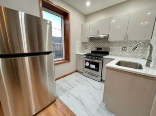 61-01 Menahan St #2F, Ridgewood, NY 11385