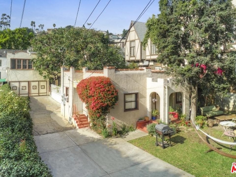 1st image of 2415 Cheremoya Ave