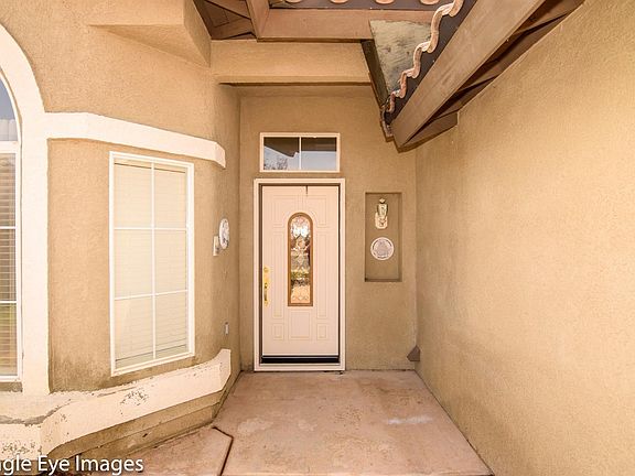 5th image of 13327 Berkely Cir