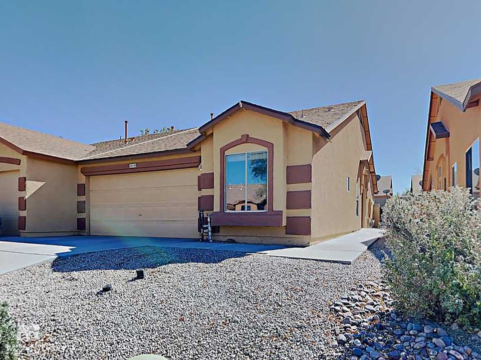 1st image of 2018 E Calle Arroyo Lindo