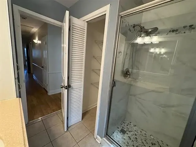 4901 Purdue Dr — Photo 15