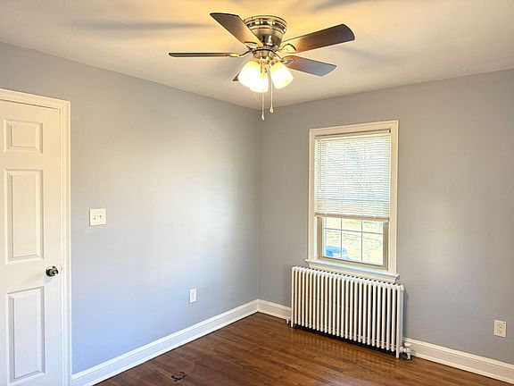 5th image of 310 Domer Ave #3