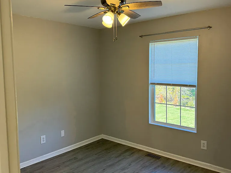 1309 Baron Ct — Photo 8
