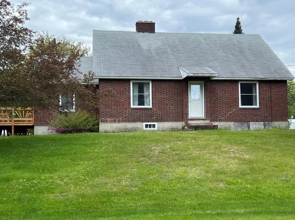 17 Maxim Street, Madison, ME 04950