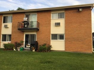 8916 Kenneth Dr #207G, Des Plaines, IL 60016