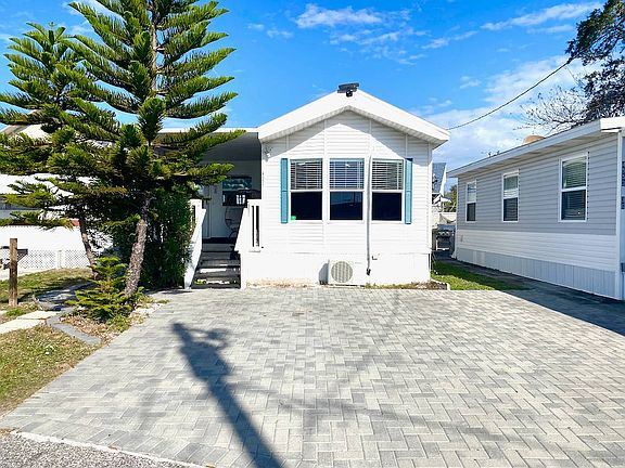 3rd image of 4699 Continental Dr Lot 35