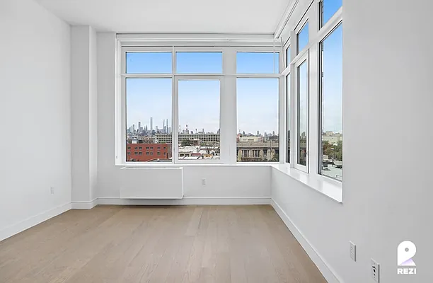 Rented by REZI | media 65