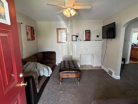 2nd image of 13620 Alvin Ave