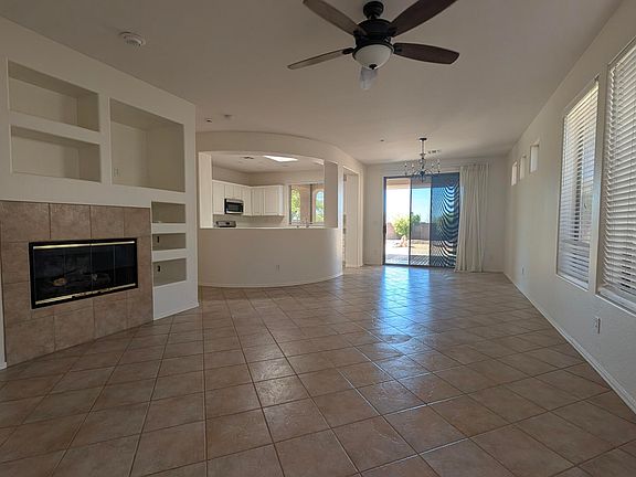 5th image of 2341 W MUIRFIELD Drive