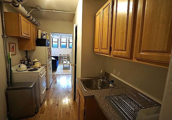 5th image of 19 Stuyvesant St #1BB