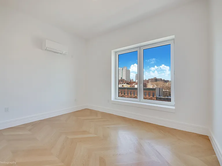 370 Lenox Ave #Penthouse 4 — Photo 9