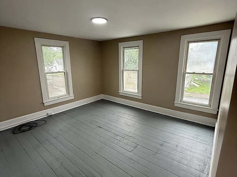 211 Gallagher Ave #211 — Photo 18