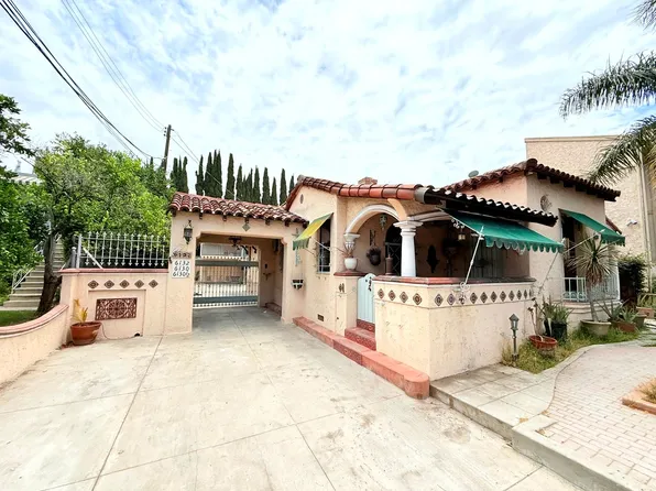 6130 Whitsett Ave, North Hollywood, CA 91606