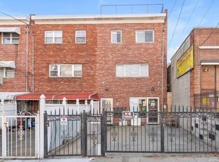 944 E 233rd St, Bronx, NY 10466