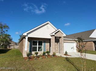 83 Saltmeadow Cir, Ocean Springs, MS 39564