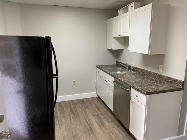 156 Allegheny River Blvd #B, Oakmont, PA 15139