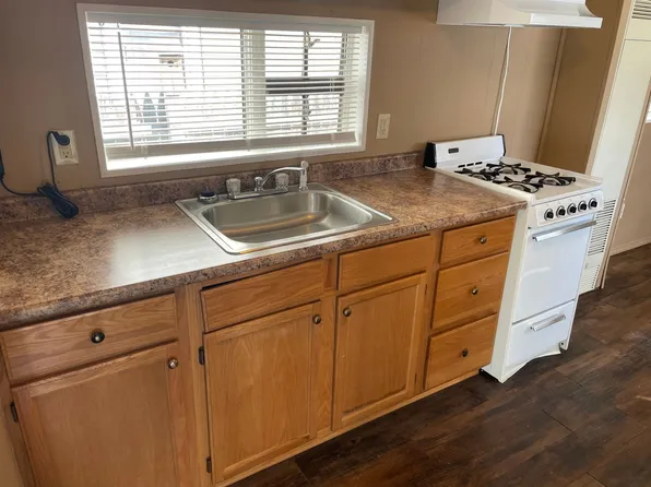 38-42 Transit Street, 38-42 Transit St #38, Woonsocket, RI 02895