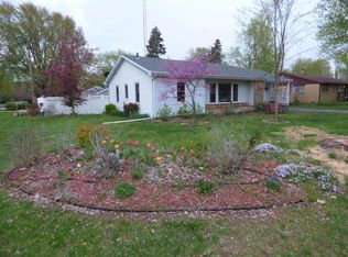 422 Gary Ave, Benton Harbor, MI 49022