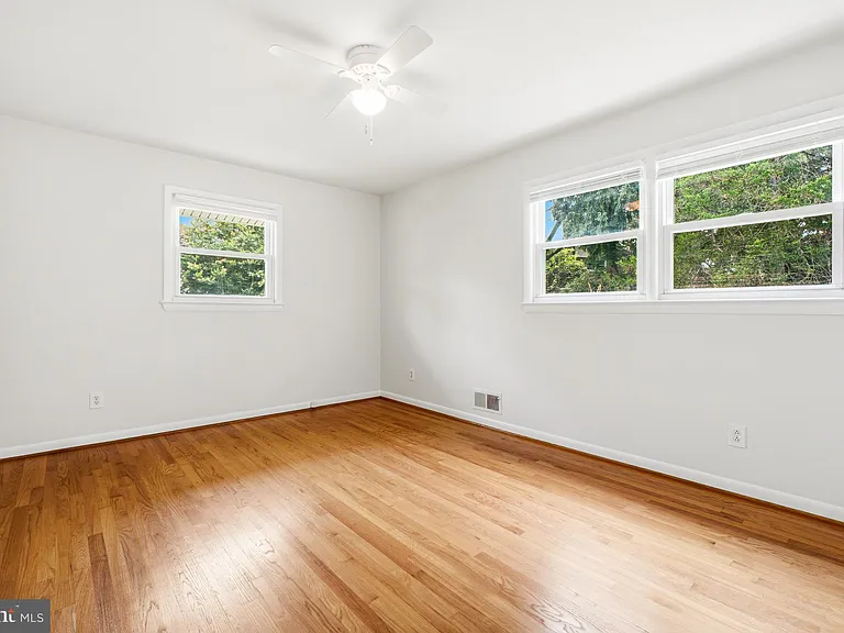 11840 Enid Dr — Photo 11
