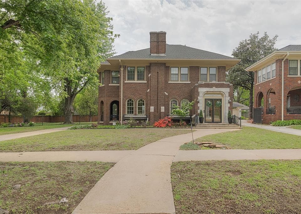 1st image of 714 NE 18th St