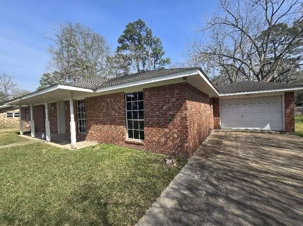 509 Bobcat Ln, Daisetta, TX 77533
